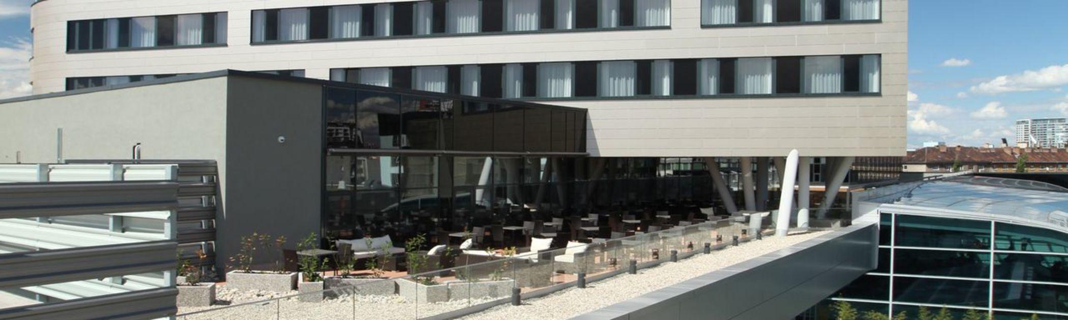 Lindner Hotel Bratislava, Part Of Jdv By Hyatt מראה חיצוני תמונה